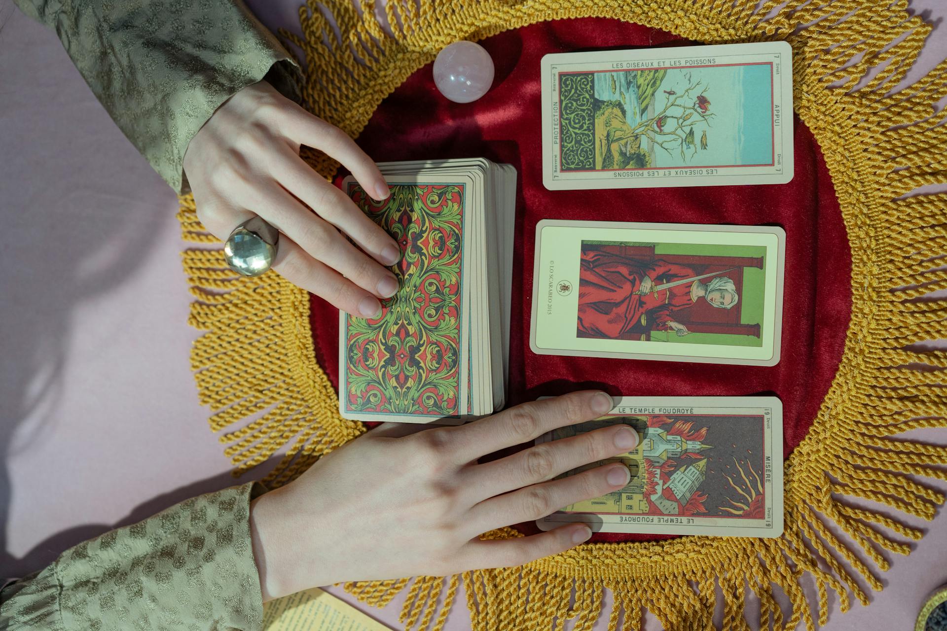 Tarot divinatoire Cartes divinatoires pour votre séance